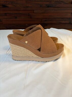 UGG Women's Tan Suede Espadrille Wedge Slide Sandals